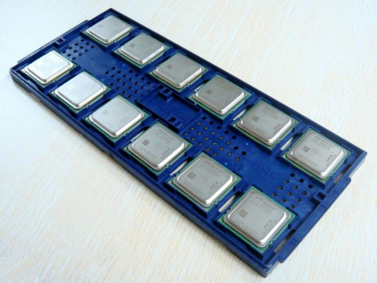 AMD Dual-Core Opteron 180 Server CPU