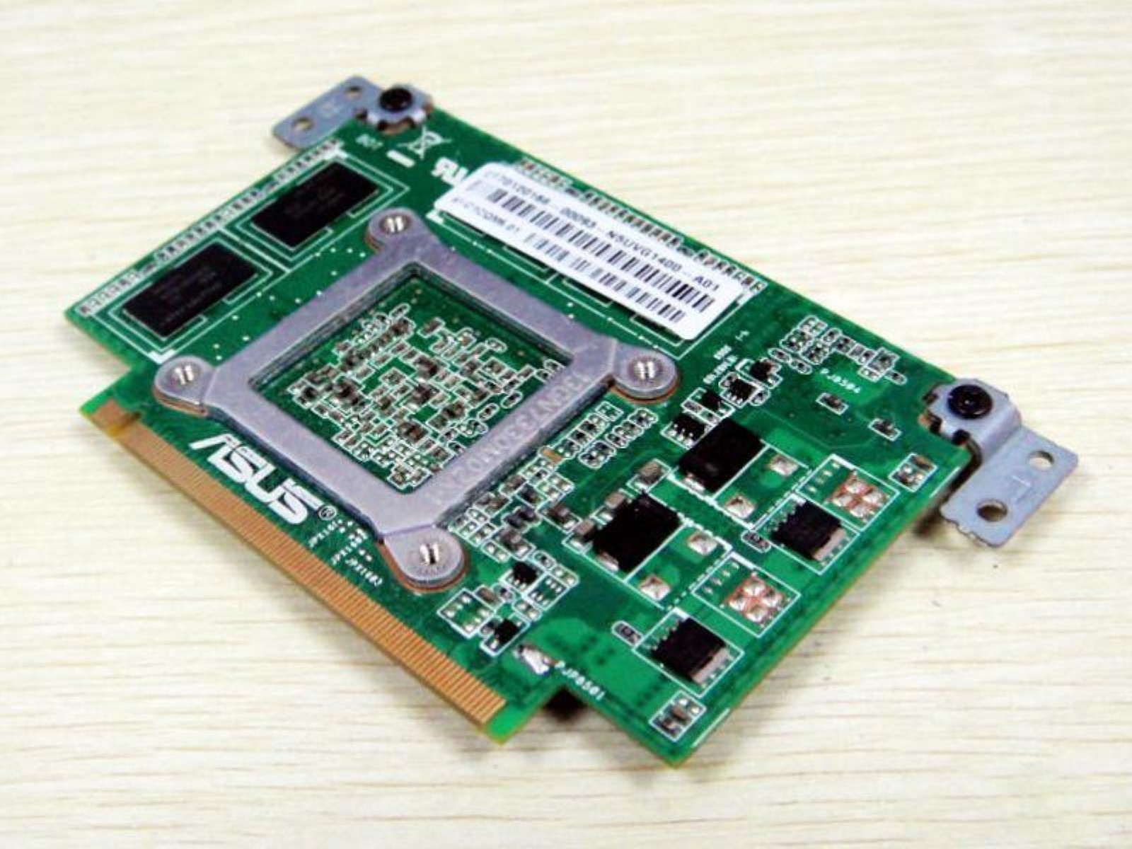 ASUS GT 555M MGM VGA Card