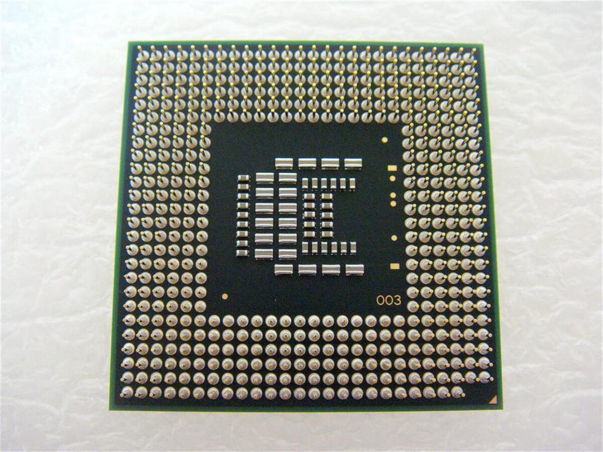 Intel  P8600 Q5DL SLB3S SLGFD SLGA4 Socket P CPUIntel  P8600 Q5DL SLB3S SLGFD SLGA4 Socket P CPU